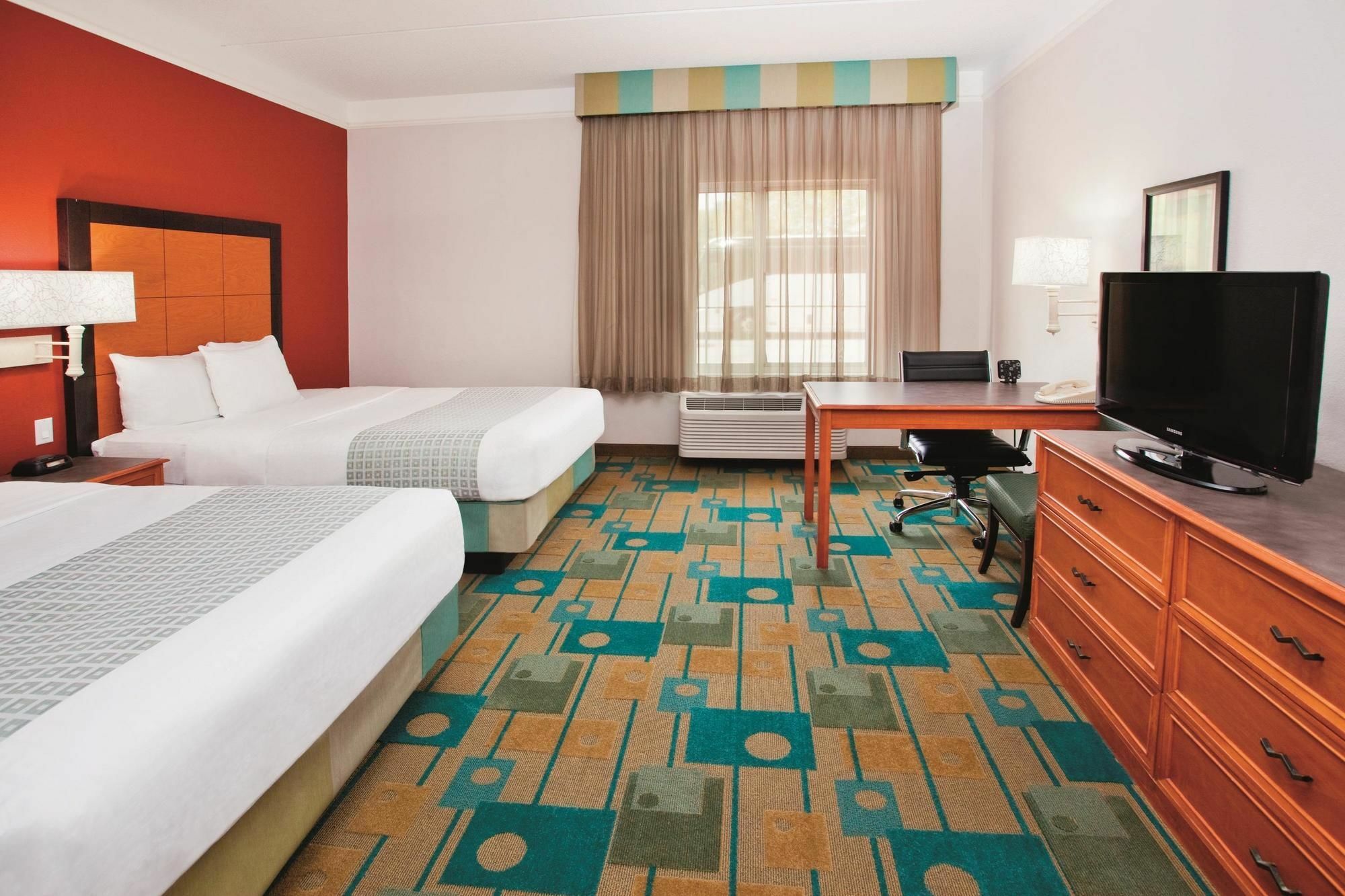 La Quinta By Wyndham Winston-Salem Hotel Exterior photo